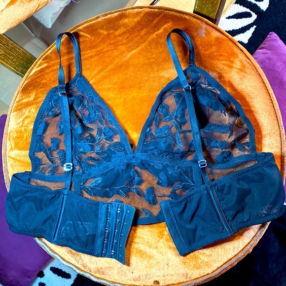 Black Mesh, long line triangle bra. Size XL - Picture 3 of 9